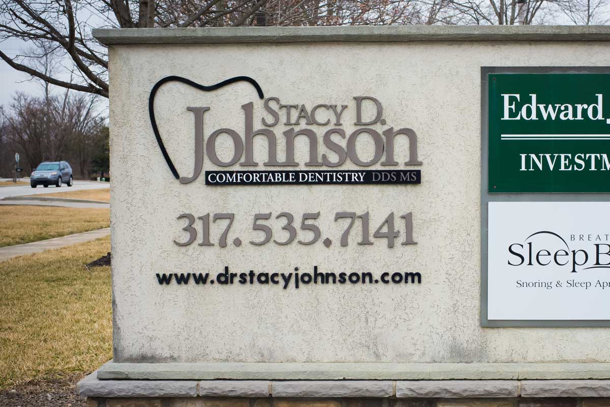 Stacy-Johnson-DDS-Greenwood-IN-road-sign